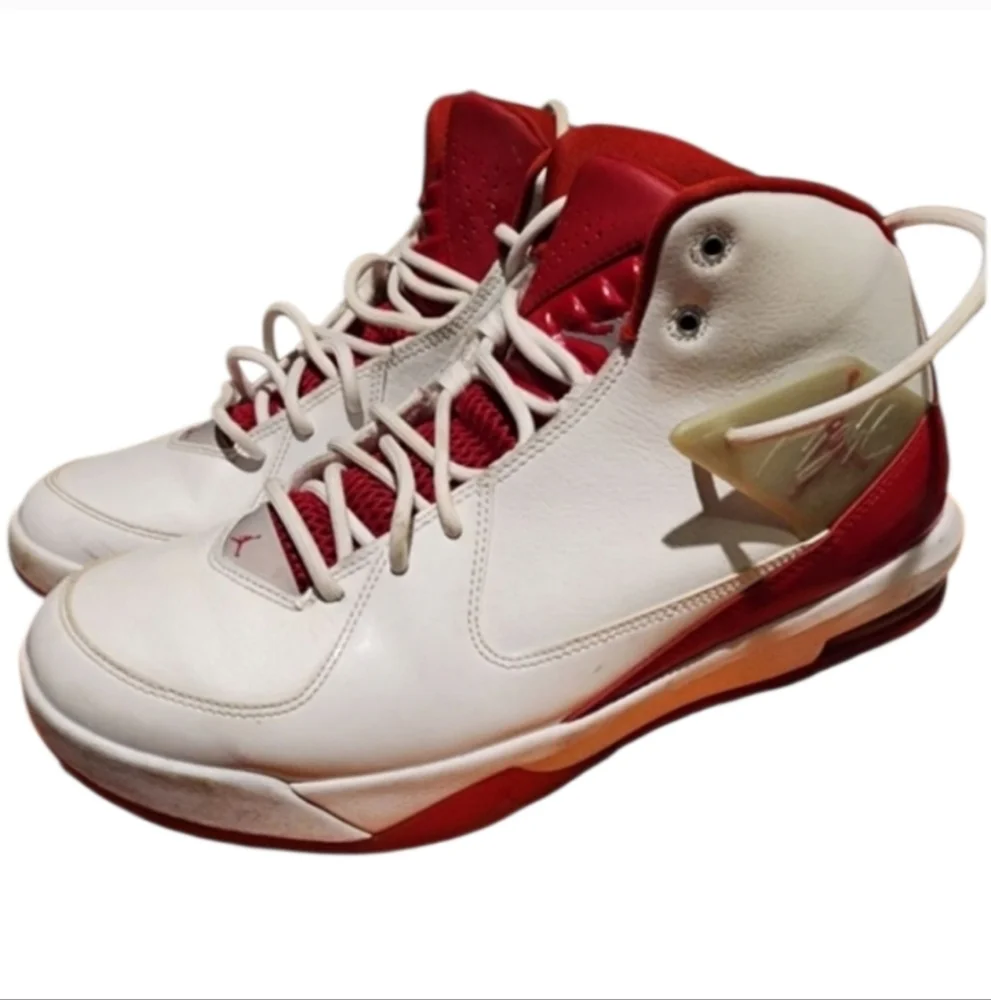 Air Jordan Flight White/Red Basketball Shoes Size 9.5 high-top sneakers in white